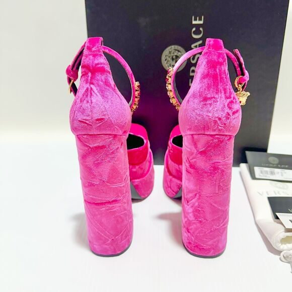 Versace Aevitas 37.5/ 7.5 Platform Pink Velvet Pump Crystal Medusa NIB $1,575 - Picture 9 of 16